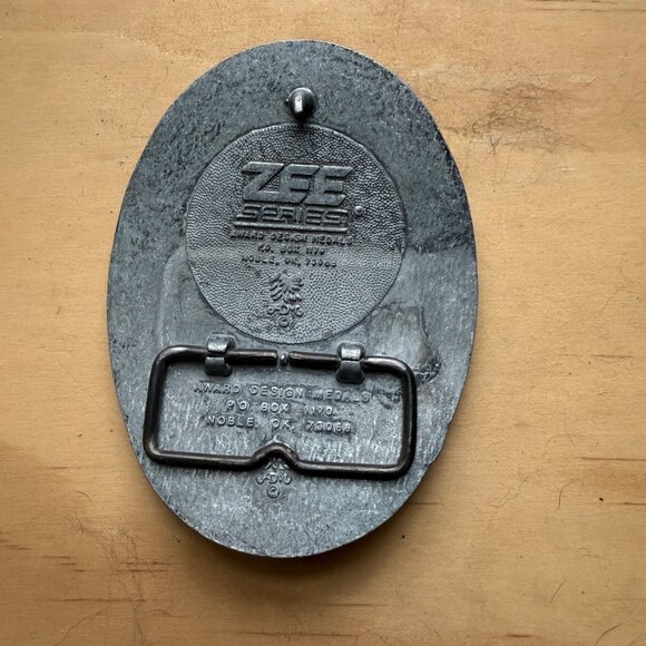 Award Design Medals Zee Series Cowboy Rodeo Belt Buckle With Longhorn & Horses - Picture 2 of 3